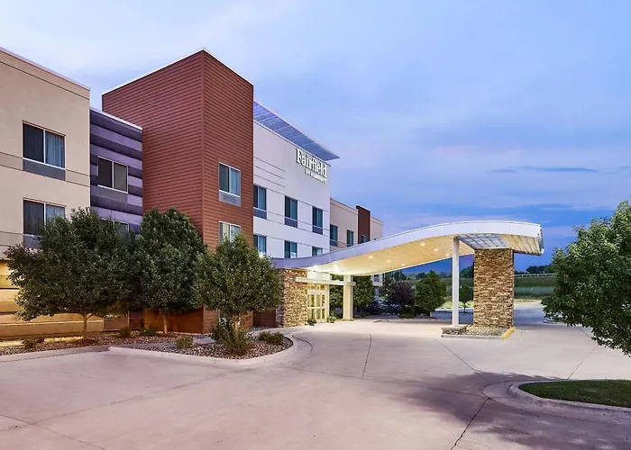 Fairfield & By Marriott