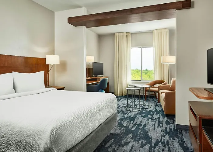 Fairfield & By Marriott