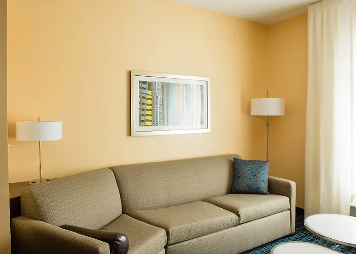 Hotel Fairfield & By Marriott