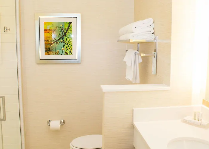 Fairfield & By Marriott 3*