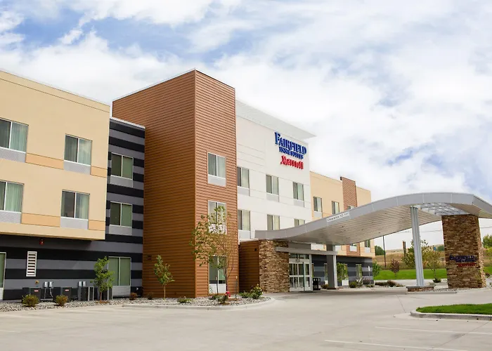 Hotel Fairfield & By Marriott