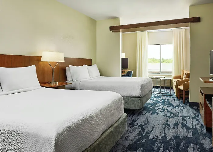 Hotel Fairfield & By Marriott 3*